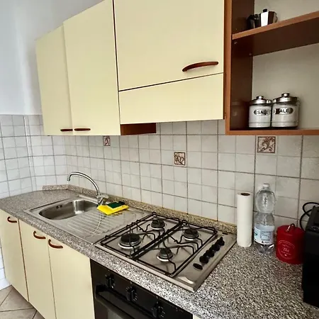 Appartamento Garage Privato Elegante Bilocale